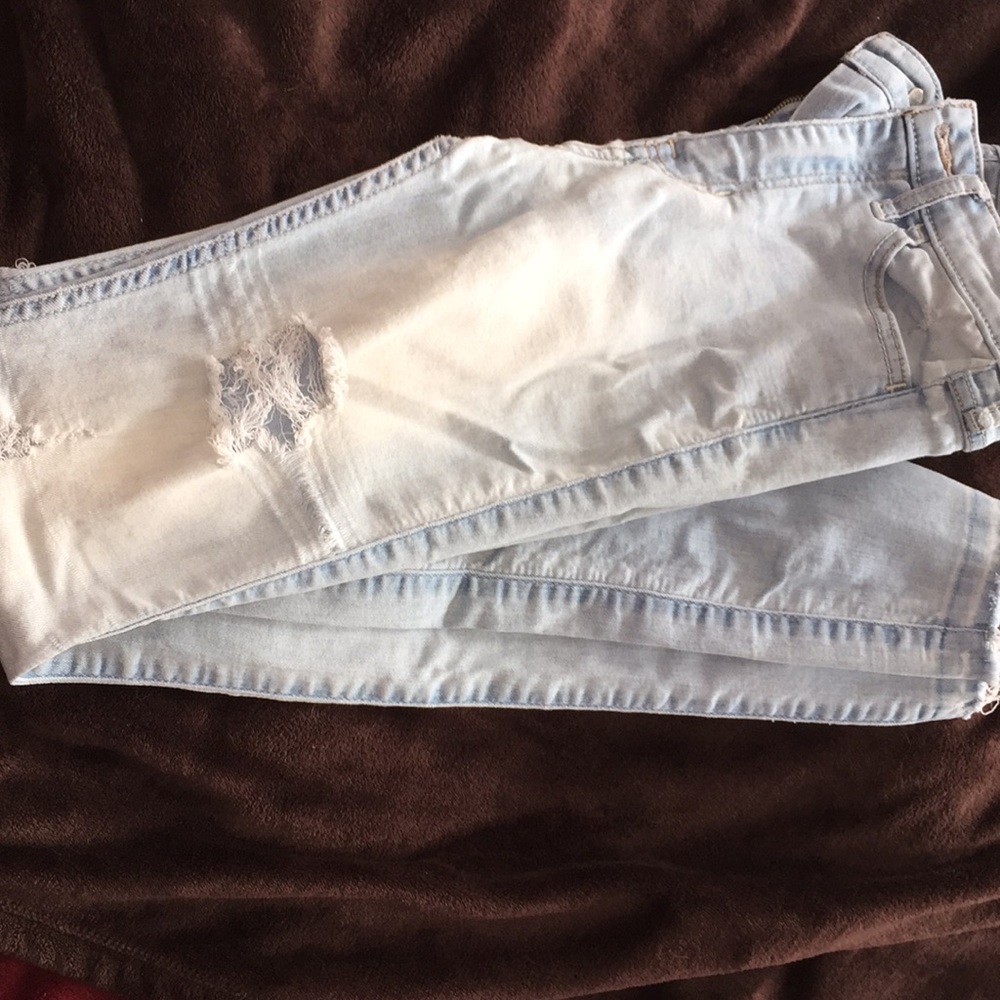 distressed hollister jeans